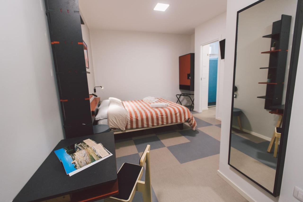 Double Bedroom Apartment Across Ortigia Syrakuzy Zewnętrze zdjęcie