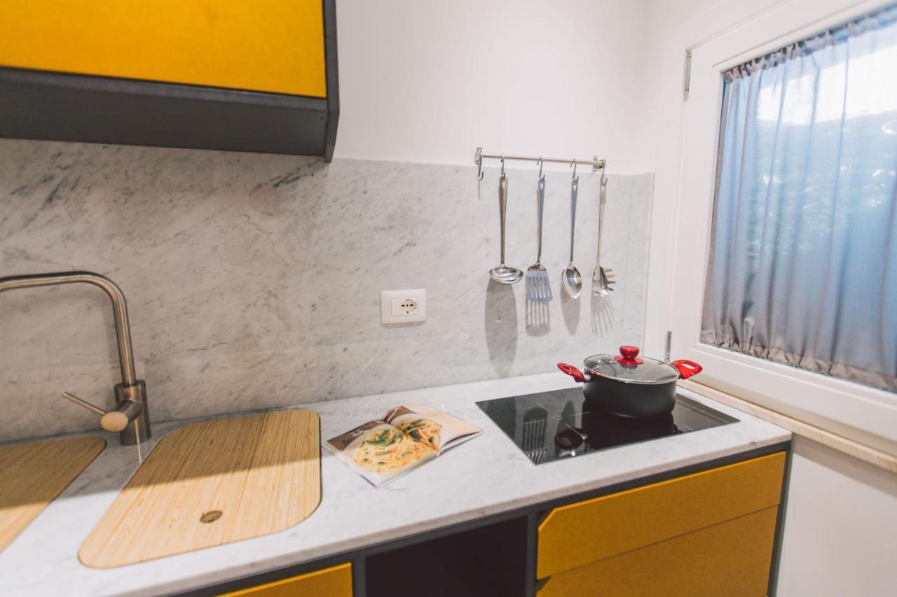 Double Bedroom Apartment Across Ortigia Syrakuzy Zewnętrze zdjęcie